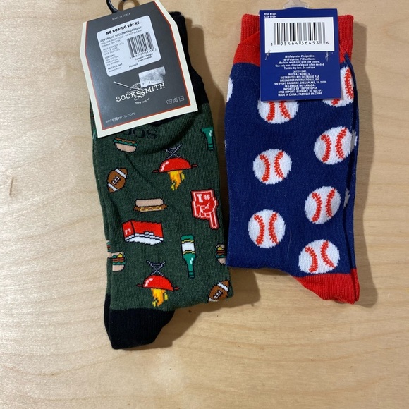 Two pair Men’s Graphic Socks Size 6-12 (DV) - Picture 11 of 12